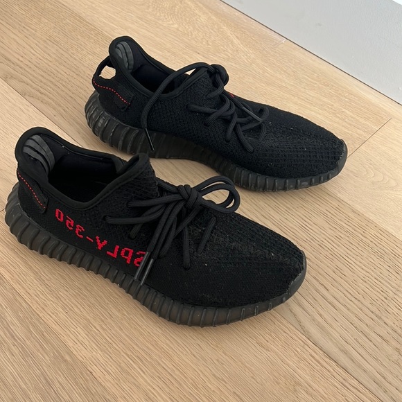 YEEZY BOOST 350 V2 Bred - Picture 1 of 4
